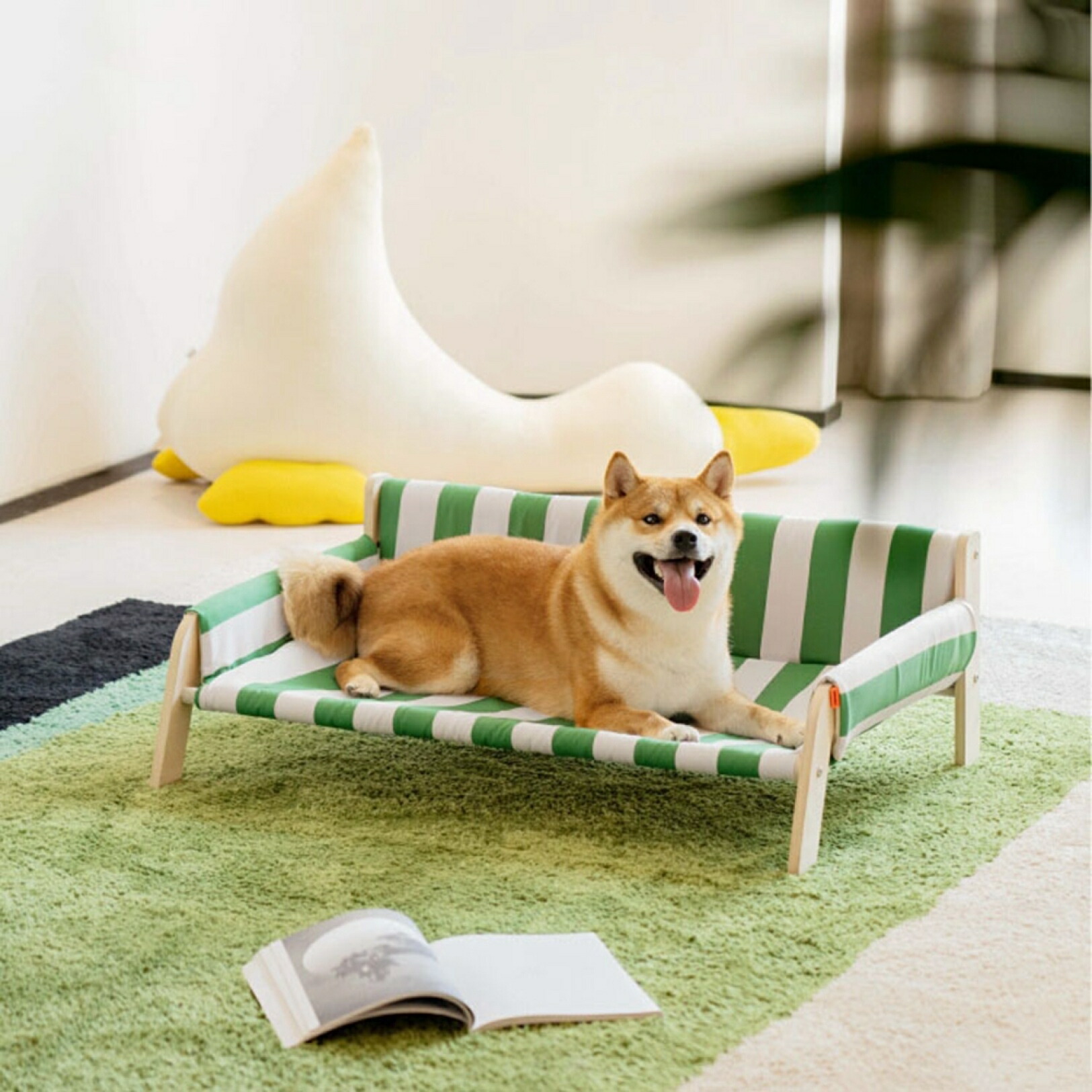 ペットソファー　猫　ペットベッド　犬ベッド　木製　可愛い　大型犬　小型犬　おしゃれ　ペットハンモック　高架式ペットベッド　地面から離れ　防湿・防塵　耐噛　熱中症対策　洗える