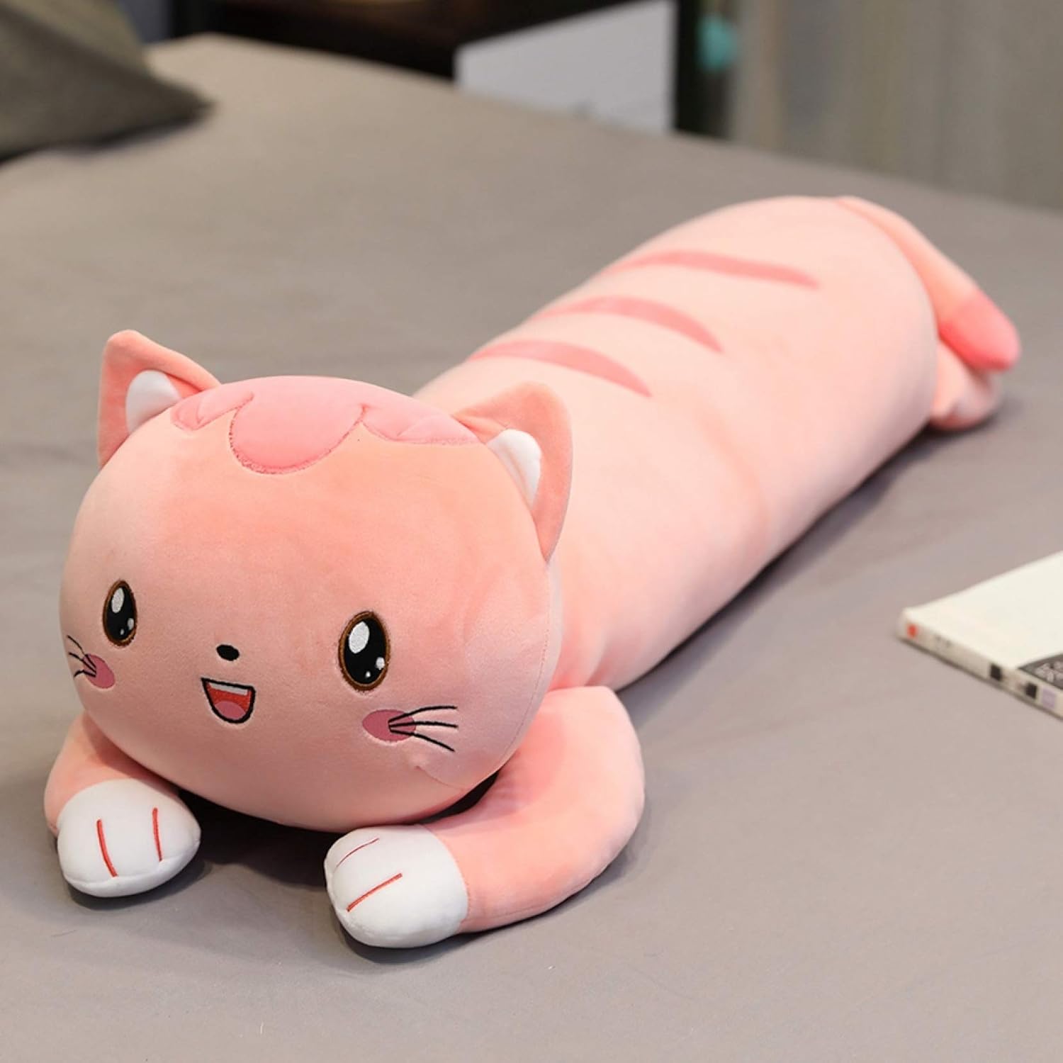 抱き枕 ねこ仕立てもの風呂敷き包み 好いたらしい もこもこ 添い寝枕 ぬいぐるみ 猫遊び道具 サクラ色 ふわふわ 多役立つこと 腰当て座布団 洗える 萌え萌え 事務机/睡眠時間まくら 差し上げ物 愛くるしげ 論なく論なく ロング ピロ