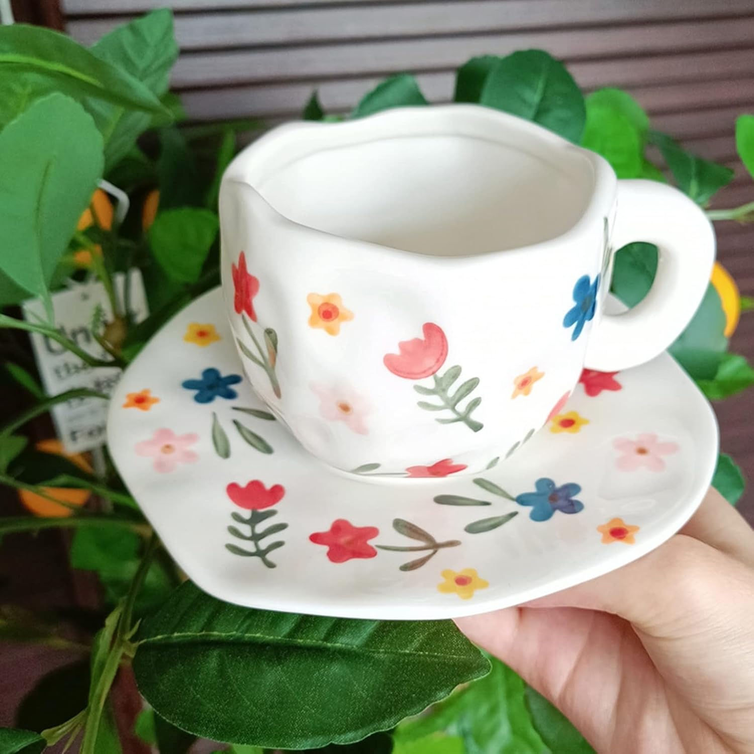 コーヒーカップ ソーサー 小花柄 ティーカップセット ボーンチャイナ 1客セット マグ コーヒーカップ ドリンクカップ 田園風 母へ 彼女 パーティー用 デザート 牛乳 お茶用 ヴィンテージ 来客用