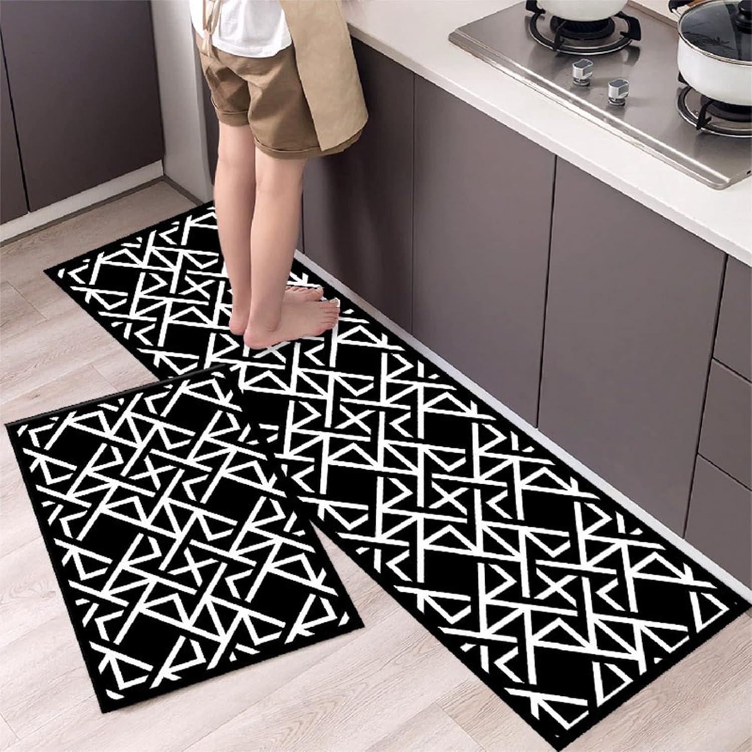 キッチンマット 北欧 黒白 玄関マット 2点セット 長方形 40x60cm+40x120cm 洗える 低反発 速乾 吸水 ずれない 滑り止め付き 防ダニ加工 お手入れ簡単 四季通用 防音 ダイニングル