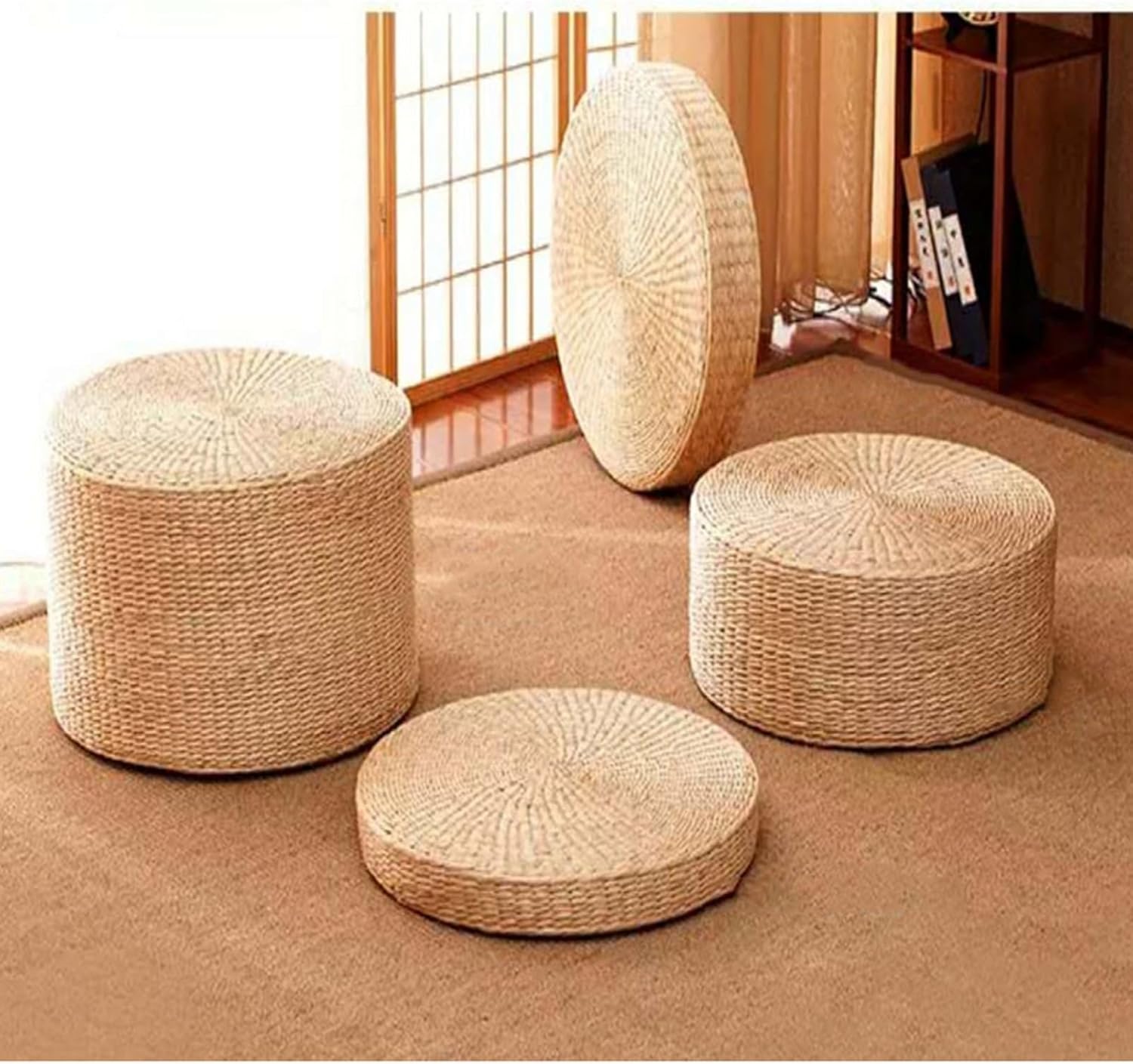 蒲草 座面座布団 い草座布団 厚め厚め 体圧吸収 耐久性 飾り気の無い 通気 防臭 抗菌 手作り 蒲草座蒲団 生まれながら草つや消し 坐禅用のふとん 御茶の間 和室 翰林院 茶室 張出窓 露台 厚さ6糎差しわたし45