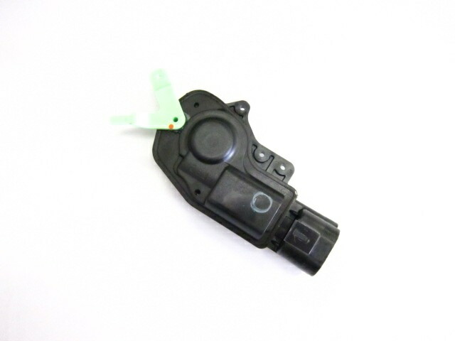 リアドアロックアクチュエーター（運転席側）　L350S,L360S　タント　85470-B2010　ダイハツ純正部品
