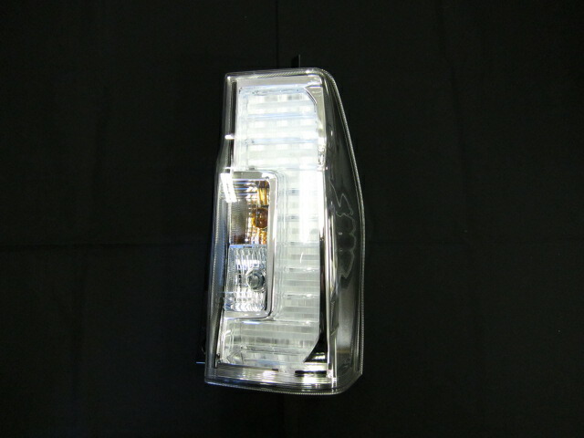 楽天市場】☆テールランプASSY（助手席側） 81560-B2582 タント