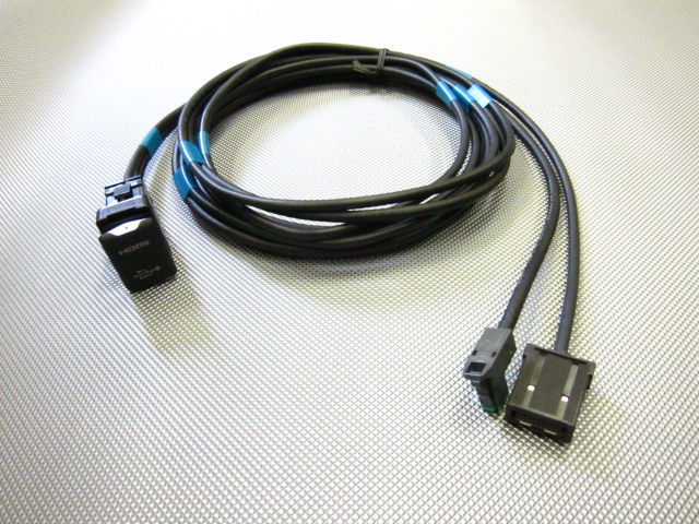 USB/HDMI入力端子（スペアホールタイプ）　　086B0-00010　トヨタ純正部品
