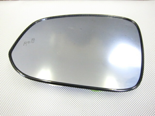 アクア DAA-NHP10 右ドアミラー 8V7 87910-52D70