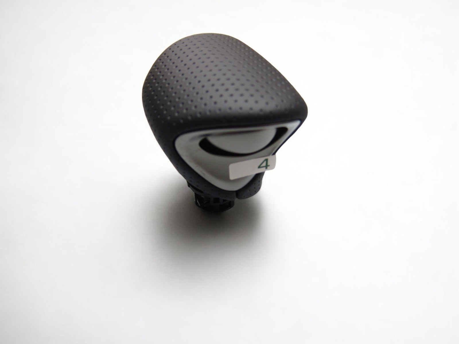 楽天市場】トヨタエンブレム（ブラック） 90975-02199 プリウス