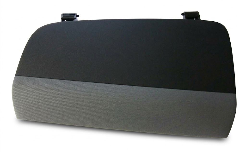 インストルメントパネルボックスドア　55041-26030-B0　ハイエース　KDH205K　トヨタ純正部品