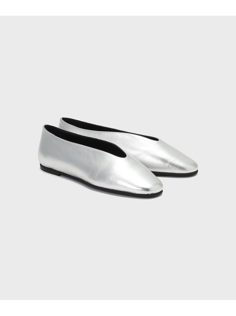 【SALE／30%OFF】POEVE 平ったいシューズ GRACE CONTINENTAL グレースコンチネンタル シューズ・靴 余分の物のシューズ・靴 しろがね色【RBA_E】【貨物輸送無料】[ Fashion]