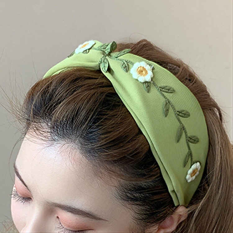 796円 驚きの値段で カチューシャ ヘアアクセサリー ヘアアレンジ ヘアバンド 花 フラワー ガーリー 大人かわいい 普段使い グリーン ホワイト イエロー デート リラックス ナチュラル レディース 女子会 イベント シンプル Fba35