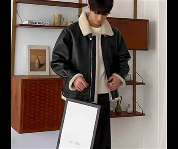メンズ 男性用 ジャケット アウター 上着 レザージャケット ミドル丈 ファスナー ポケット ファー 厚手 ベルベット かわいい シンプル カジュアル 上品 おしゃれ かっこいい クール エレガント キュート ラグジュアリー クラシカル ワイルド ハンサム シック 高級感｜gramaria