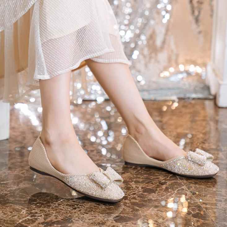 レディース ローヒール ぺたんこ リボン ラメ 美脚 脚長 かわいい 大人可愛い きれいめ シンプル カジュアル 上品 おしゃれ かっこいい レトロ エレガント ラブリー キュート ラフ クール モード セクシー モダン 主役級 存在感 こなれ感 とろみ感 抜け感 華やか