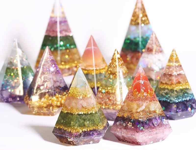 ピラミッド オブジェ 置物 スピリチュアル インテリア 水晶 多角形 幾何学 装飾 ホーム オーナメント ギフト