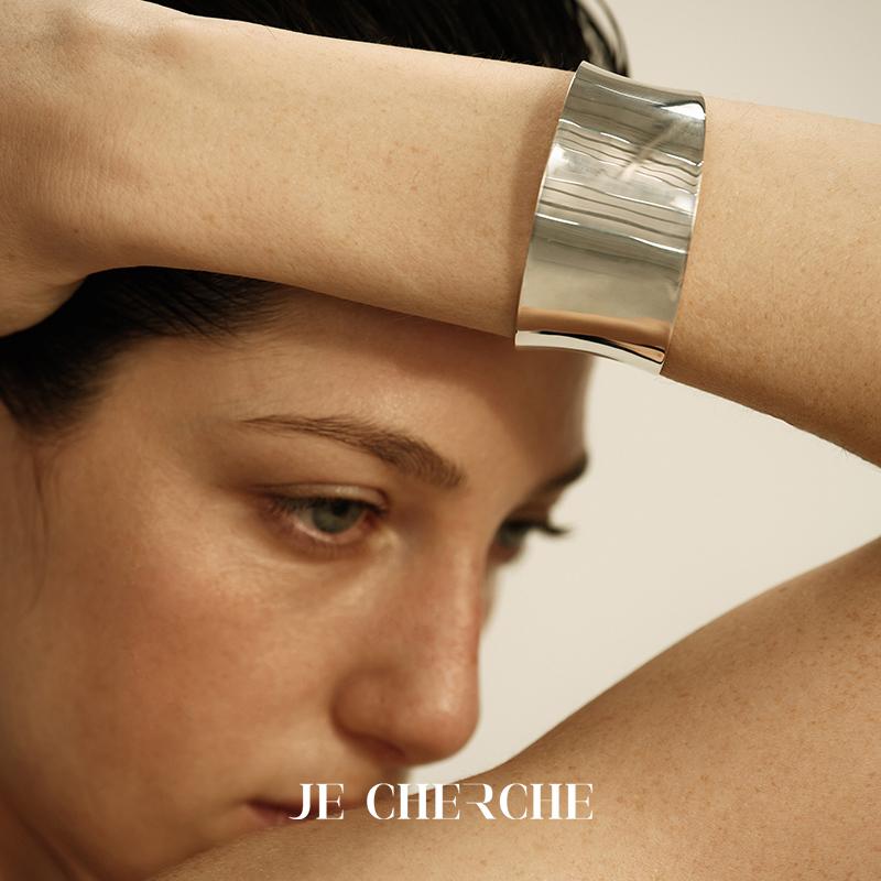 バングル レディース アクセサリー ブレスレット 腕輪 ジュエリー 純銀 S925 スターリングシルバー ワイド オープン 調節可能 ギフト プレゼント 誕生日 シルバー 26,428円
