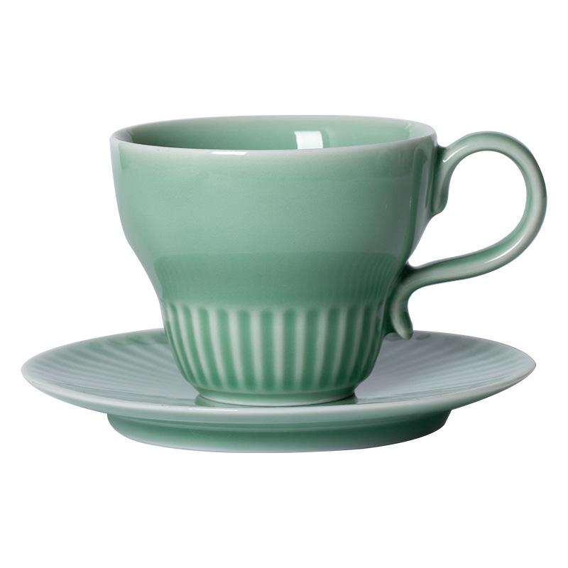 コーヒーカップ マグカップ 青磁 陶磁器 レトロ アンティーク調 ラテ ティーカップ ソーサー付き ペア セット 高級感 上質 エレガント 家庭用 喫茶店用 朝食 カップル用 普段使い グリーン系 ピンク系