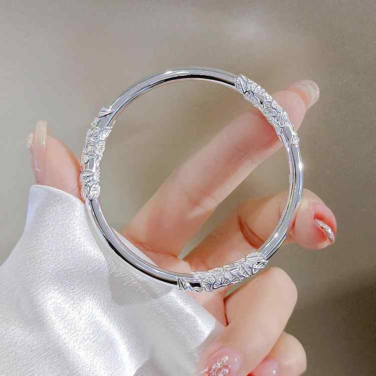 バングル レディース アクセサリー ブレスレット 腕輪 ジュエリー 純銀 S999 クローズドタイプ ギフト プレゼント 誕生日 花模様 シルバー