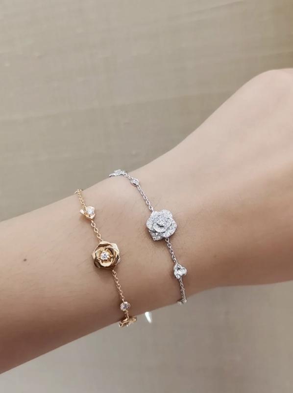 ブレスレット レディース アクセサリー 薔薇 バラ かわいい おしゃれ 花 フラワー ゴールド シルバー 7,574円