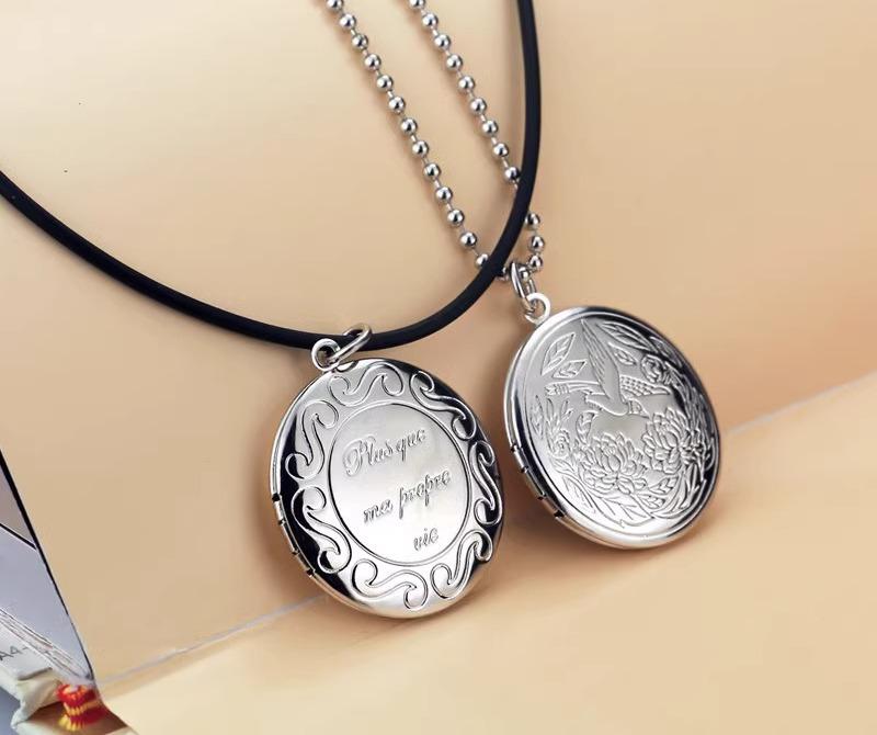 ロケットペンダント 写真 ネックレス レディース メンズ アクセサリー カップル フォトボックス 収納 シルバー