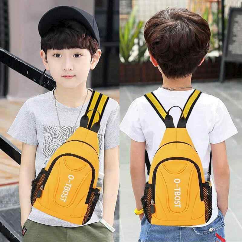 ボディバッグ ショルダーバッグ キッズ 女の子 男の子 ポシェット 斜めがけ バックパック 旅行 カジュアル ミニ 軽量 水色 赤 紫