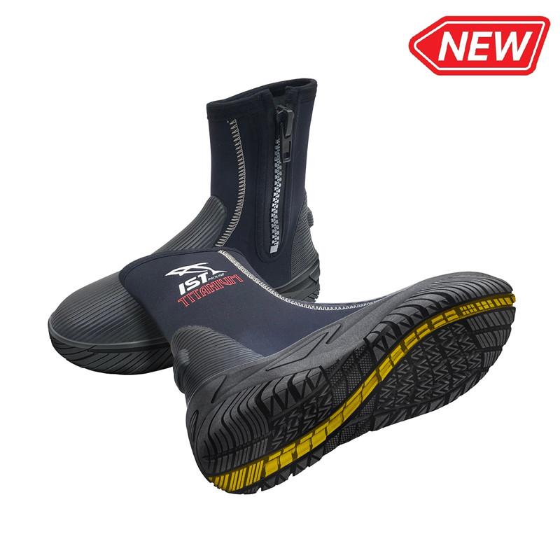 楽天市場】軽量 速乾性サーフブーツ Blacco 3mm EX BOOTS ANα 冬用