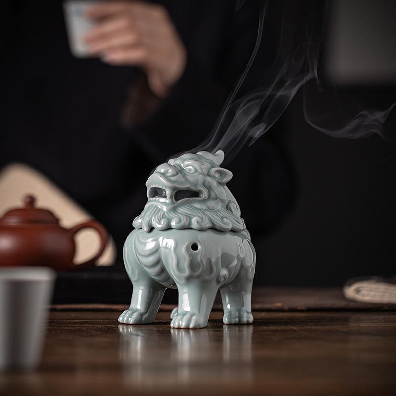 香炉 陶器 置物 瑞獣 ・朋猊 麒麟 金蟾 手作り 卓上 家庭用 室内 インテリア 茶室 リビング 玄関 おしゃれ レトロ 開運 縁起物 風水 線香立て アロマ お香入れ 癒しグッズ