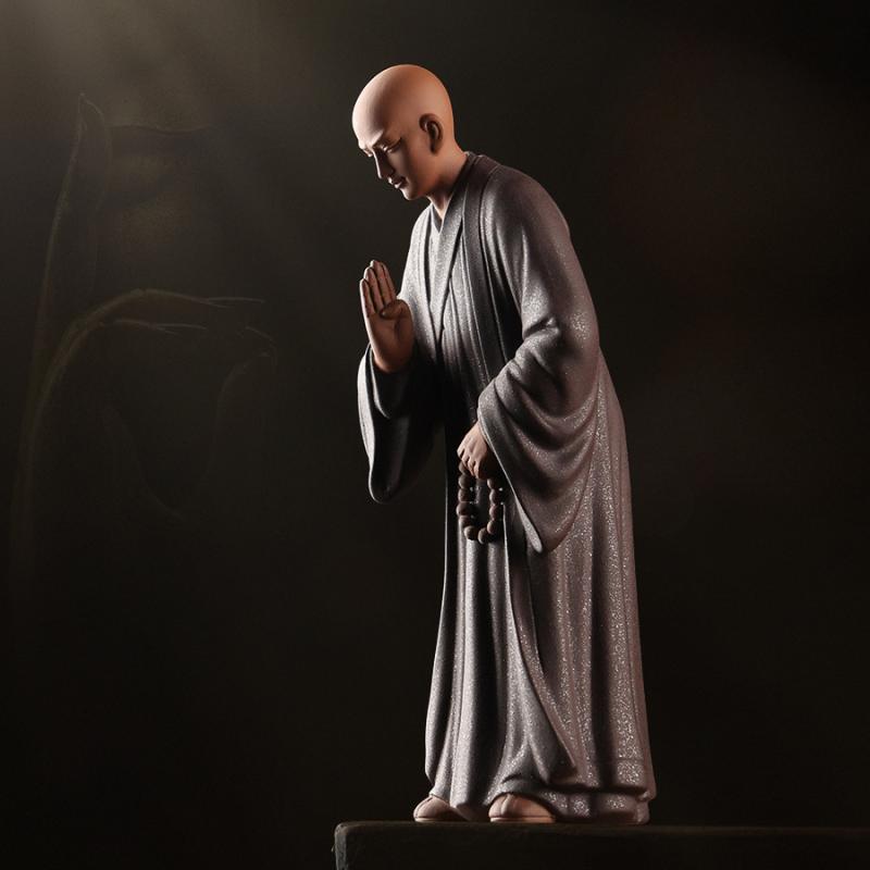 置物 モダンチャイニーズ 禅風 紫砂 小僧 人物像 陶器 卓上飾り デスクインテリア 茶寵 茶道 茶室 ミニオブジェ かわいい 癒やし 瞑想 手作り風 工芸品 ブラック グレー画像