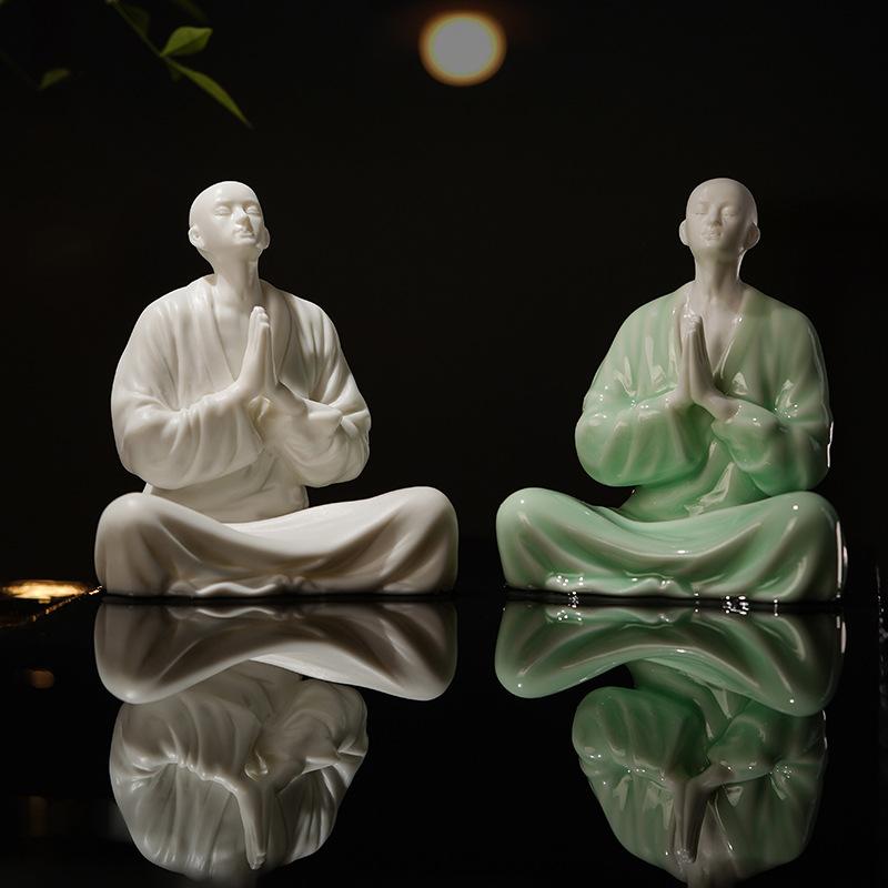飾りつけ 小坊主 瀬戸もの製 中国風 室内装飾かざり付ける 飾りつけ オブジェ リビング 茶室 書室 禅位相空間 癒し 思い入れる 収納家具 学習机 茶卓用 卓上見せびらかす
