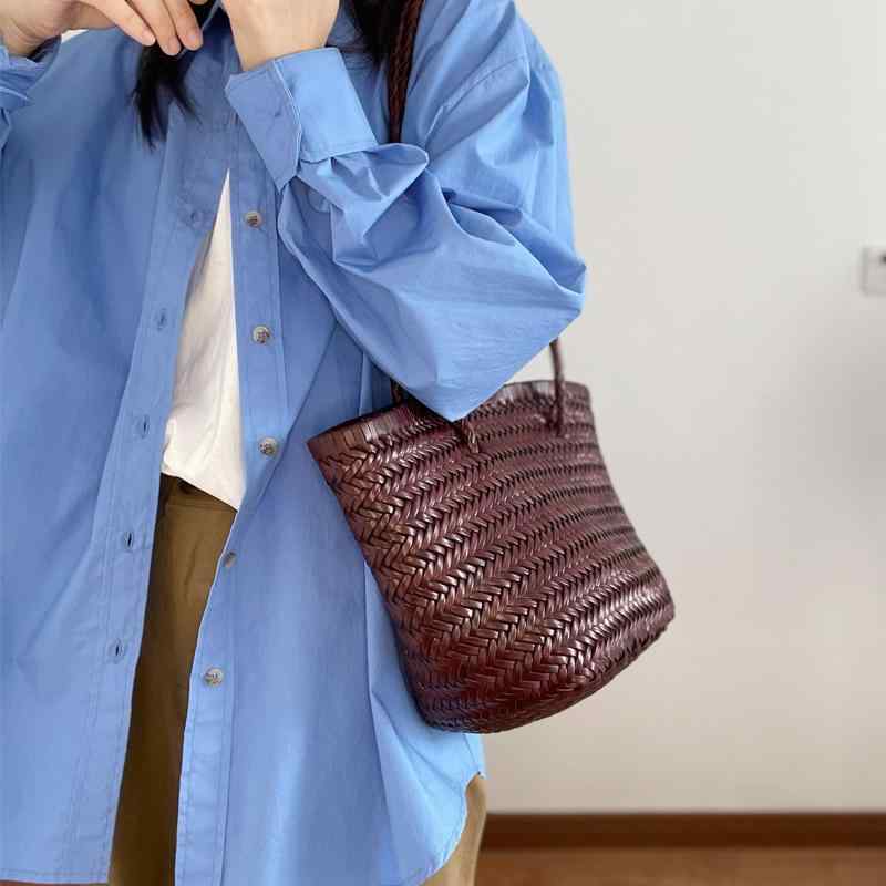 御徒面子 レディース フレンチ レトロ 個人的特徴派 牛皮 なめし革 編み込み 井戸釣瓶 提げ篭型 御徒面子 肩かけ 肩先 大収容能力 赤銅色