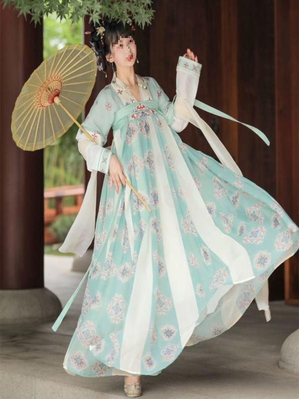 漢服 レディース 中国風 レトロ風 オリジナルデザイン セットアップ ツーピース 斉胸襦裙 ロングスカート 漢民族衣装 伝統衣装 エレガント 華やか 染め柄 グラデーション 刺・墸デザイン TR素材 快適 通気性 軽量 淡い色合い