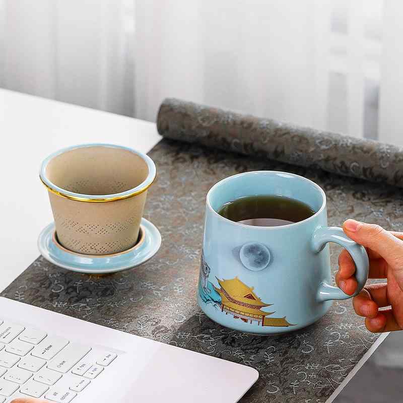 コップ 愛くるしげ 家兎柄 瀬戸もの 汝窯 茶こし付き添い人 蓋つき 手持ち部分付き添い人 執務室 普段使い走り 紅茶一時停止 耐熱 今めかしい 430ml 月白 天青