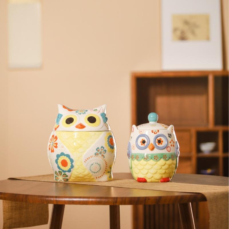 茶筒 フクロウ 陶器製 かわいい 彩色絵付け 密閉保存容器 防湿 茶葉入れ 貯蔵容器 家庭用 キッチン雑貨 インテリアオブジェ 小物入れ