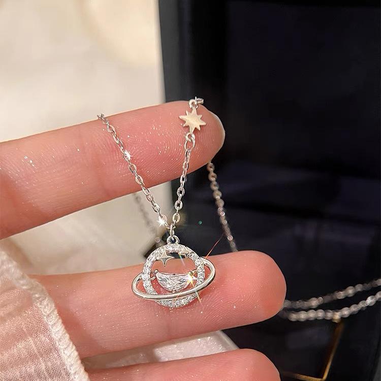 ネックレス レディース 純銀 星モチーフ 韓国風 上品 高級感 個性派 万能 鎖骨ネックレス 普段使い プレゼント ギフト アズキチェーン ホワイトゴールドカラー フェミニン