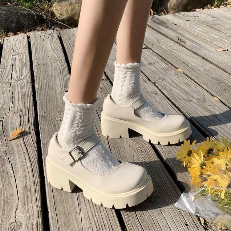 メリージェーンパンプス レディース 女性用 ロリータ JKスタイル スクール系 レトロ クラシック 厚底 太ヒール チャンキーヒール ハイヒール ストラップ バックル ラウンドトゥ フェイクレザー 合成皮革 革靴 普段使い 日常使い