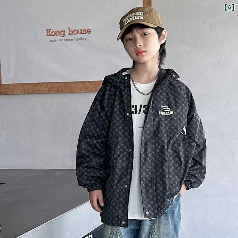 アウター 男の子 キッズ ジュニア ウインドブレーカー ジャケット ブルゾン 秋物 春秋物 ショート丈 フード付き ジップアップ 防風 ポリエステル ネイビー カジュアル