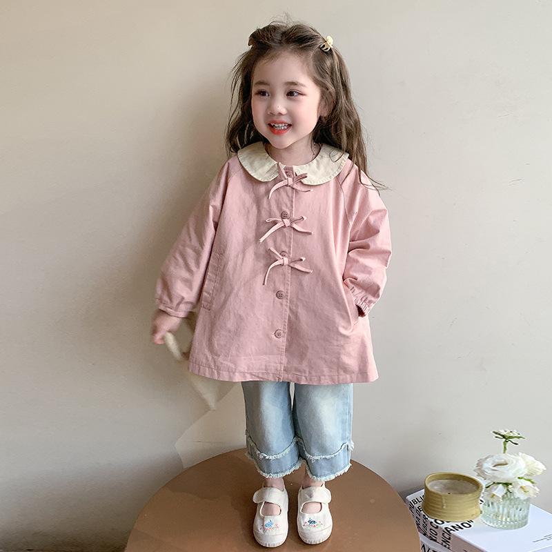 トレンチコート 女の子 キッズ 子供 ガールズ 韓国ファッション かわいい リボン ドーリーカラー 襟付き 長袖 ミドル丈 綿混素材 柔らかい 春秋 お出かけ 通園