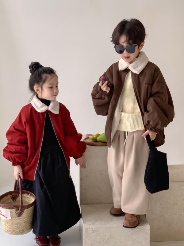 上衣 キッズ お坊っちゃん お嬢さん 韓国風 毛革襟 ジップアップ 朦々たる カジュアルアウター 綿 ポリエステル パステル色の ボンネットなし 長袖 英字柄 冬物 赤いこと カーキ 刺しゅう