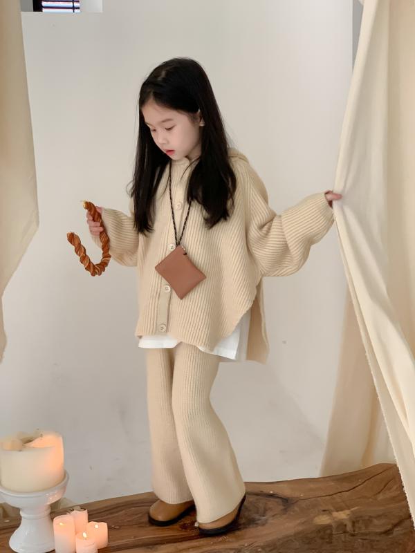 子供服 女の子 ガールズ セットアップ 韓国ファッション 無地 ニット 2点セット 長袖 フード付き カーディガン 上下セット 厚手 あったか カジュアル アクリル ナイロン ポリエステル 通学 お出かけ