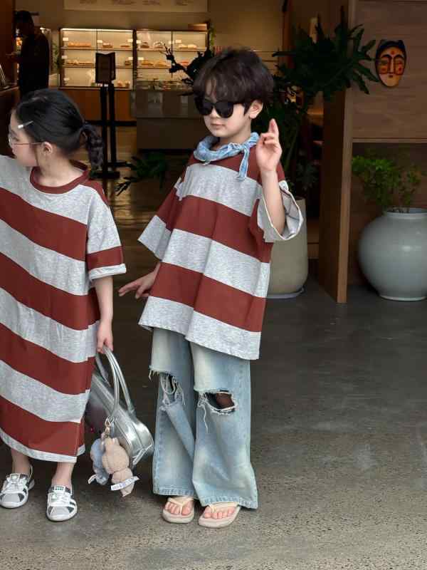 Tシャツ ワンピース キッズ 男女兼用 韓国風 オルチャン 太め ストライプ ボーダー カジュアル 半袖 ラウンドネック ゆったり ビッグシルエット チュニック 綿 吸湿速乾 柔らかい 肌触り 夏物 兄弟 姉妹 お揃い ペアルック