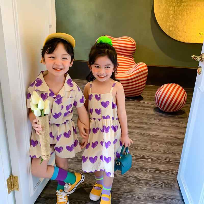 子供服 キッズ 男の子 女の子 ハート柄 半袖 半ズボン キャミソールワンピース 上下セット 兄弟姉妹 お揃い リンクコーデ かわいい 綿 薄手 柔らかい 普段使い お出かけ 夏服 紫 黄色