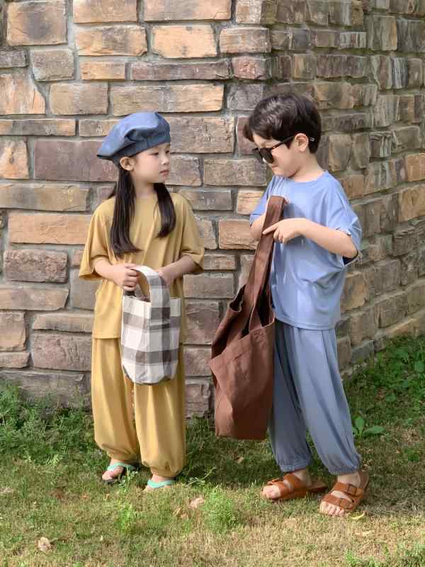 キッズ セットアップ 男女兼用 男の子 女の子 半袖トップス ロングパンツ 2点セット 夏用 韓国子供服 無地 肌に優しい 綿素材 薄手 カジュアル かわいい 普段着 ルームウェア 冷房対策
