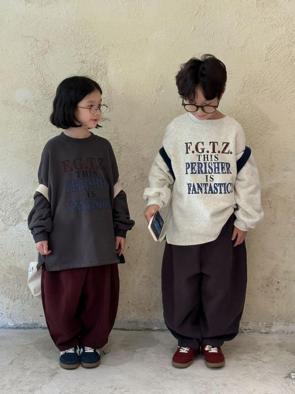 スウェット キッズ 男女兼用 男の子 女の子 韓国風 プルオーバー 長袖 アルファベット ロゴ かわいい ラウンドネック クルーネック 綿 コットン 厚手 裏起毛 柔らかい 保温性 カジュアル 普段使い 通園 通学 冬物 ヘザーグレー ダークブラウン モ