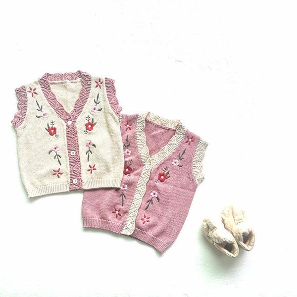 ベスト ベビー 女の子 韓国風 おしゃれ かわいい 刺繍 Vネック 開襟 コットン 綿 ニット ジレ 秋物 羽織り 柔らか 肌触り 普段使い お出かけ パールピンク アプリコットカラー 4,201円