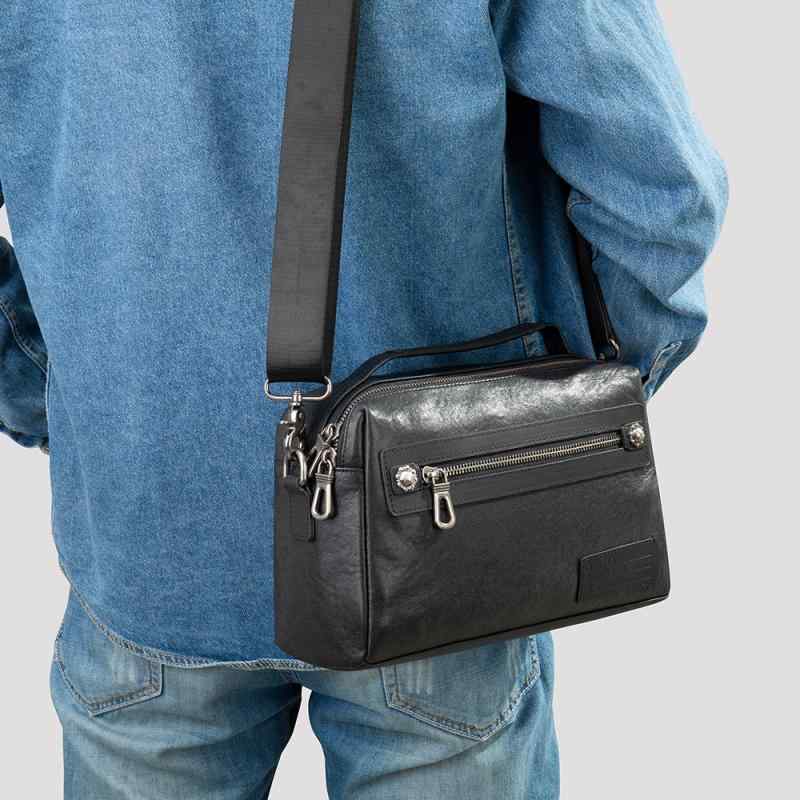 ショルダーバッグ メンズ 男性 本革 牛革 フルグレインレザー フロッキー加工 シボ加工 防水 ワンショルダー 手提げ ストリート ファッション おしゃれ 高級感 普段使い デイリーユース バッグ 鞄 ブラック ブラウン