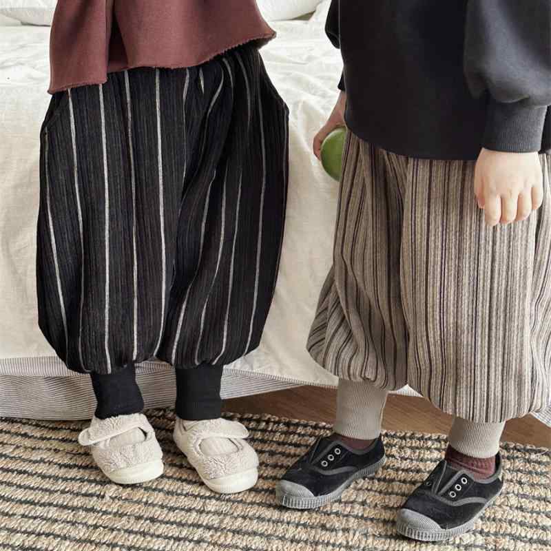 パンツ キッズ 男の子 女の子 ベビー 裏起毛 厚手 暖かい 保温 ストライプ コーデュロイ ジョガーパンツ カジュアルパンツ 裾絞り 長ズボン 冬 防寒 普段使い 部屋着 かわいい おしゃれ