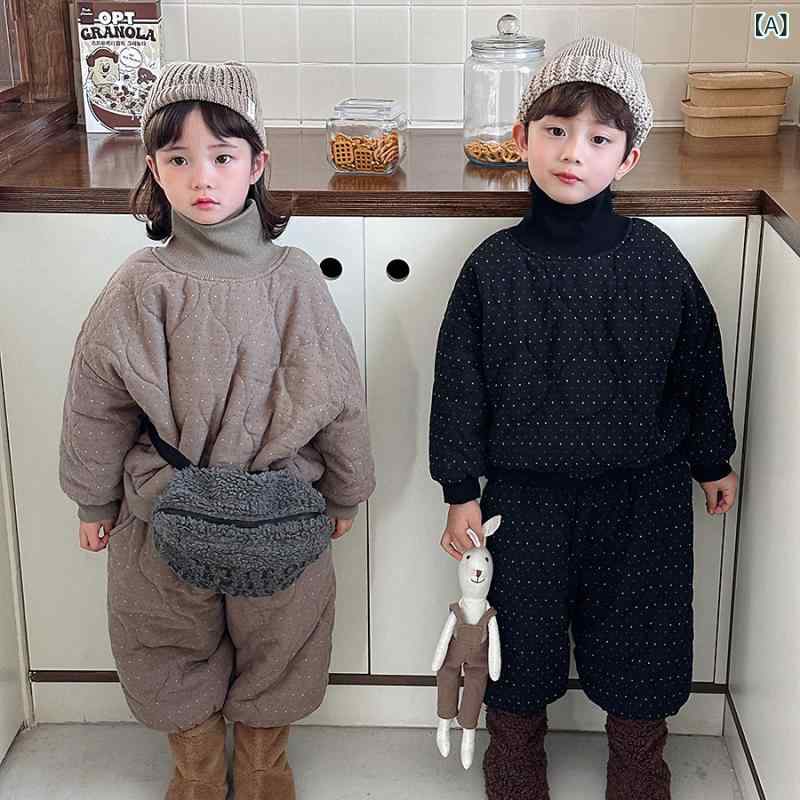 セットアップ 男の子 女の子 ベビー キッズ 中綿入り 裏起毛 ハイネック トレーナー スウェット ジョガーパンツ 裾絞りパンツ セット 綿 厚手 冬物 ドット柄 シンプル 普段使い カジュアル 黒 カーキ