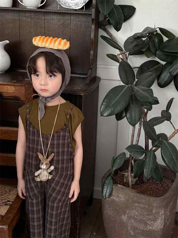 サロペット キッズ ベビー 男の子 女の子 チェック柄 レトロ ナチュラル 韓国風 オールインワン 七分丈 ストレートパンツ 綿 コットン 綿混紡 普段使い カジュアル かわいい おしゃれ ハイウエスト 春夏秋 カーキ 赤