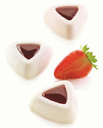 ヨーロッパサイズ シリコン型 600*400 ミニトライアングル　mini triangles　3.8cm　シリコマート　silikomart　業務用価格 SQ062｜自由が丘グランシェフ 店