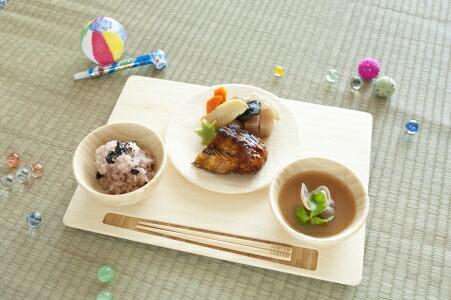 竹製食器 FUNFAM SAN NO ZEN SET【送料無料】 お食い初め 出産祝い funfam|GRANDE 店