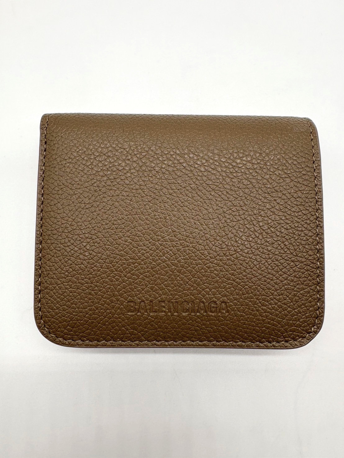 BALENCIAGAバレンシアガ エッセンシャル なめし革 コンパクトウォレット二つ折りがま口658340ベージュ【中古】A序列付ける 極美品 財布・ケース-レディース財布
