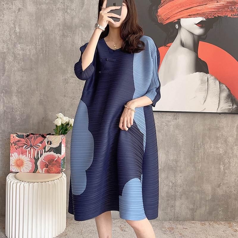 レディース ワンピース ロング 5分袖 Uネック ワイド フレア 配色 大人可愛い シンプル 上品 おしゃれ こなれ感 個性的 主役級 存在感 抜け感 都会的 ベーシック ナチュラル 春 夏 秋 入学式 ロングシーズン ママ マタニティ オフィス ビジネス OL 通勤 デート お出かけ
