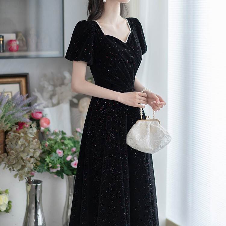 レディース ワンピース ドレス ミディアム ロング 半袖 パフスリーブ Vネック 大人可愛い きれいめ 上品 おしゃれ かっこいい ラフ ガーリー クール エレガント 主役級 存在感 フォーマル 都会的 ロマンティック 無地 春 夏 結婚式 二次会 披露宴 パーティー イベント
